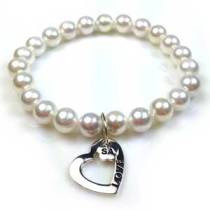 Love-Bracelet